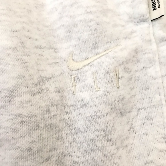 NWT Nike Women’s Basketball Shorts Size: XXL - Picture 4 of 16